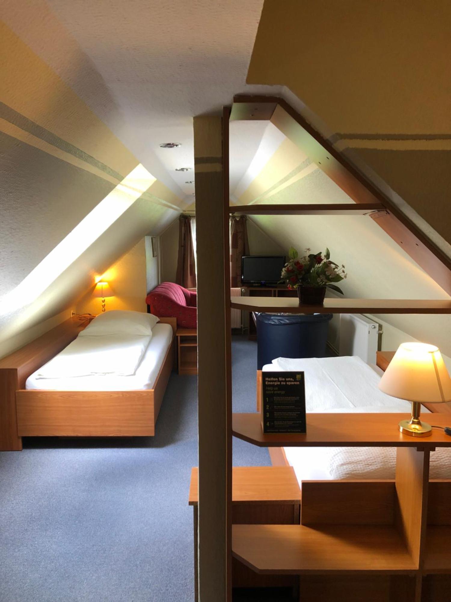 Garni Hotel-Pension Holum 뉴할링거지어 외부 사진
