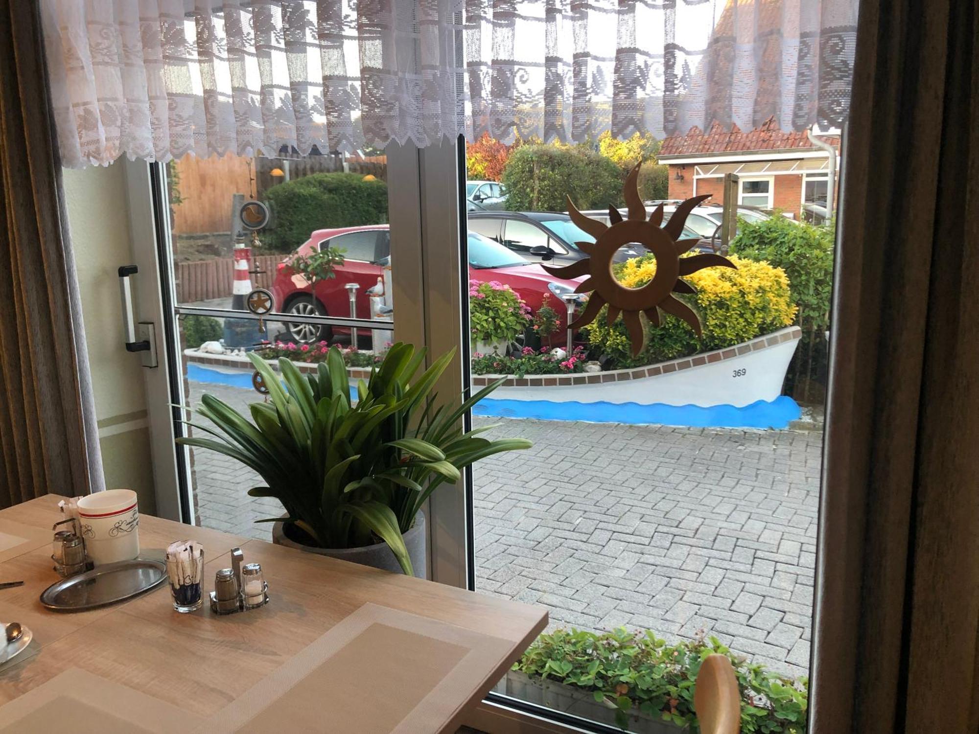 Garni Hotel-Pension Holum 뉴할링거지어 외부 사진